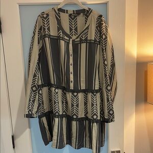 Tunic - Muxed Print/Lace Trim